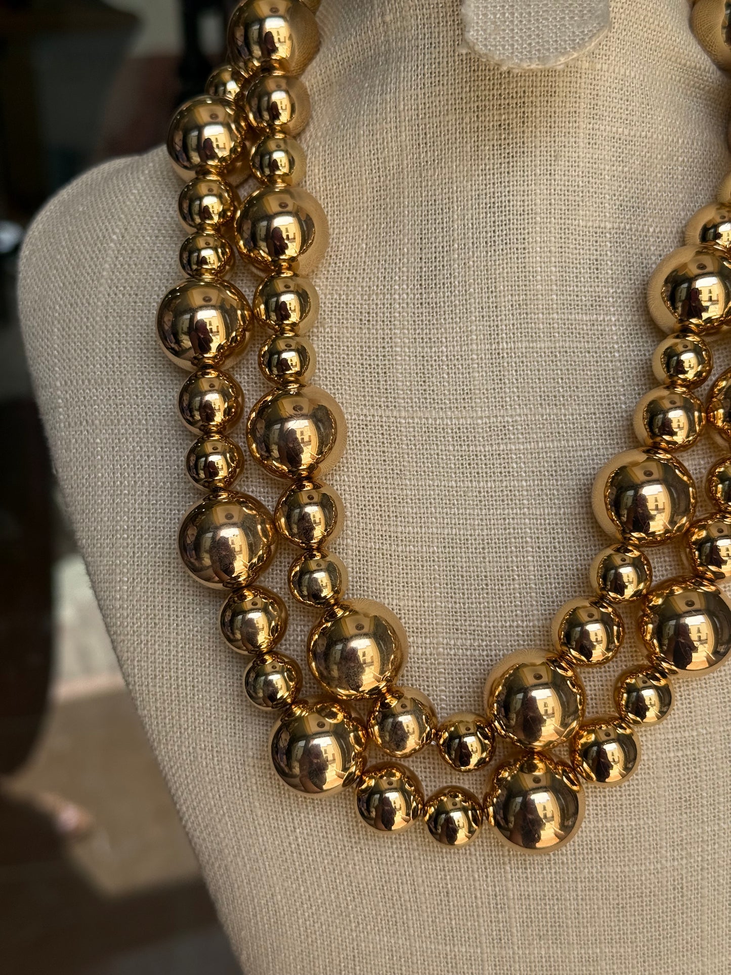 Collar Esferas Doradas