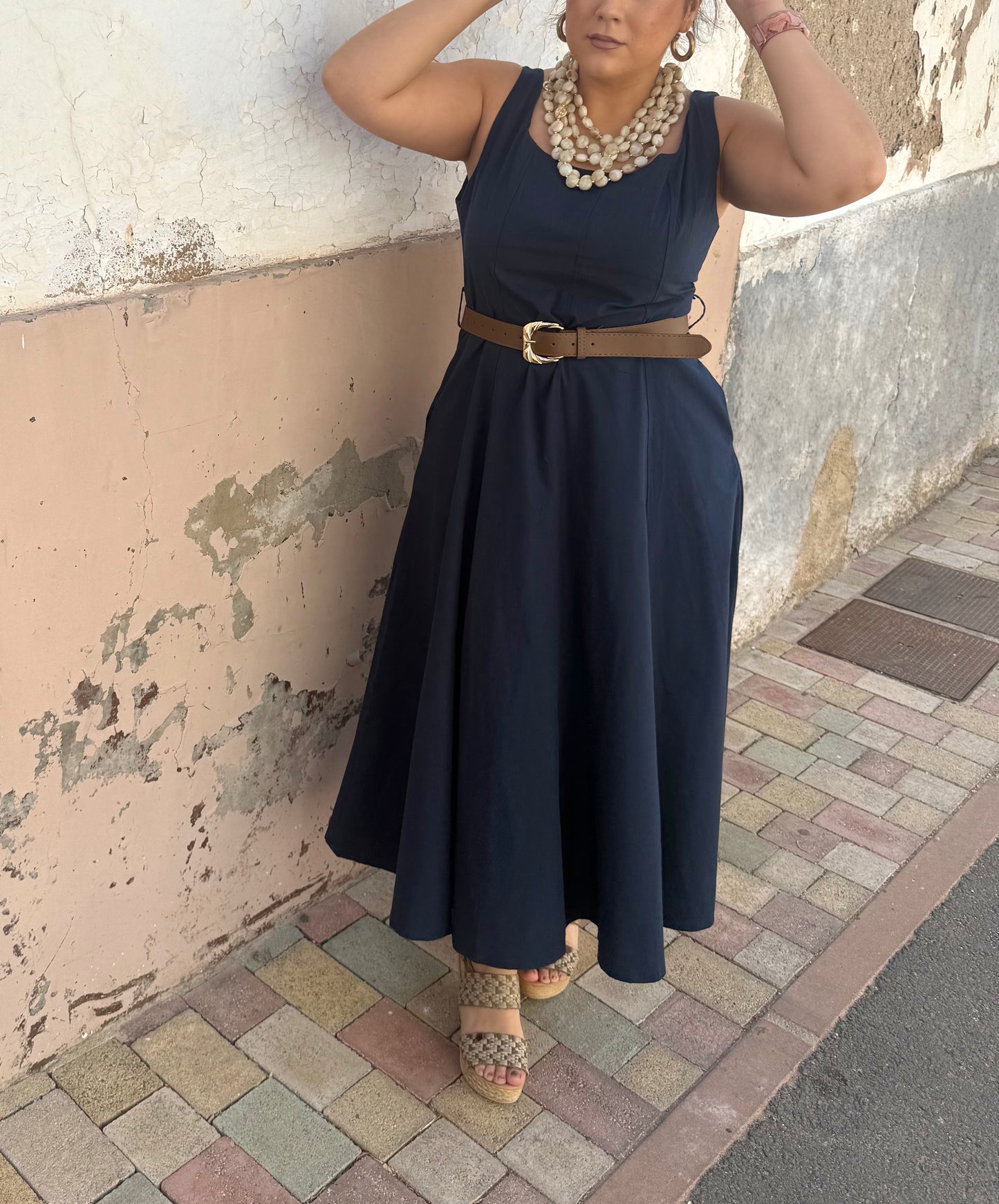 Vestido Midi con Cinturón Marino