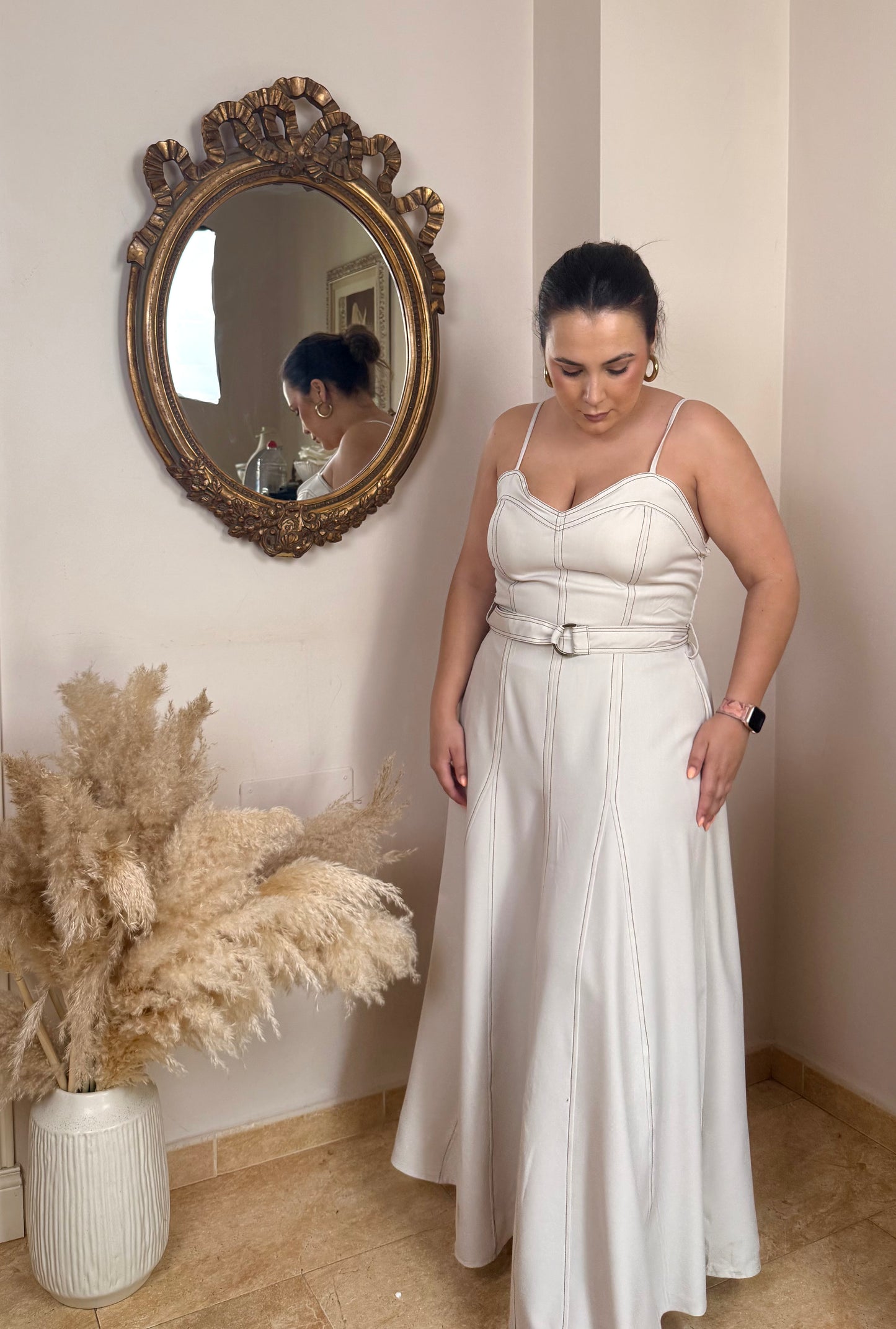 Vestido Midi Estructurado