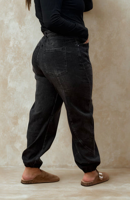Pantalón Bombacho Denim Negro