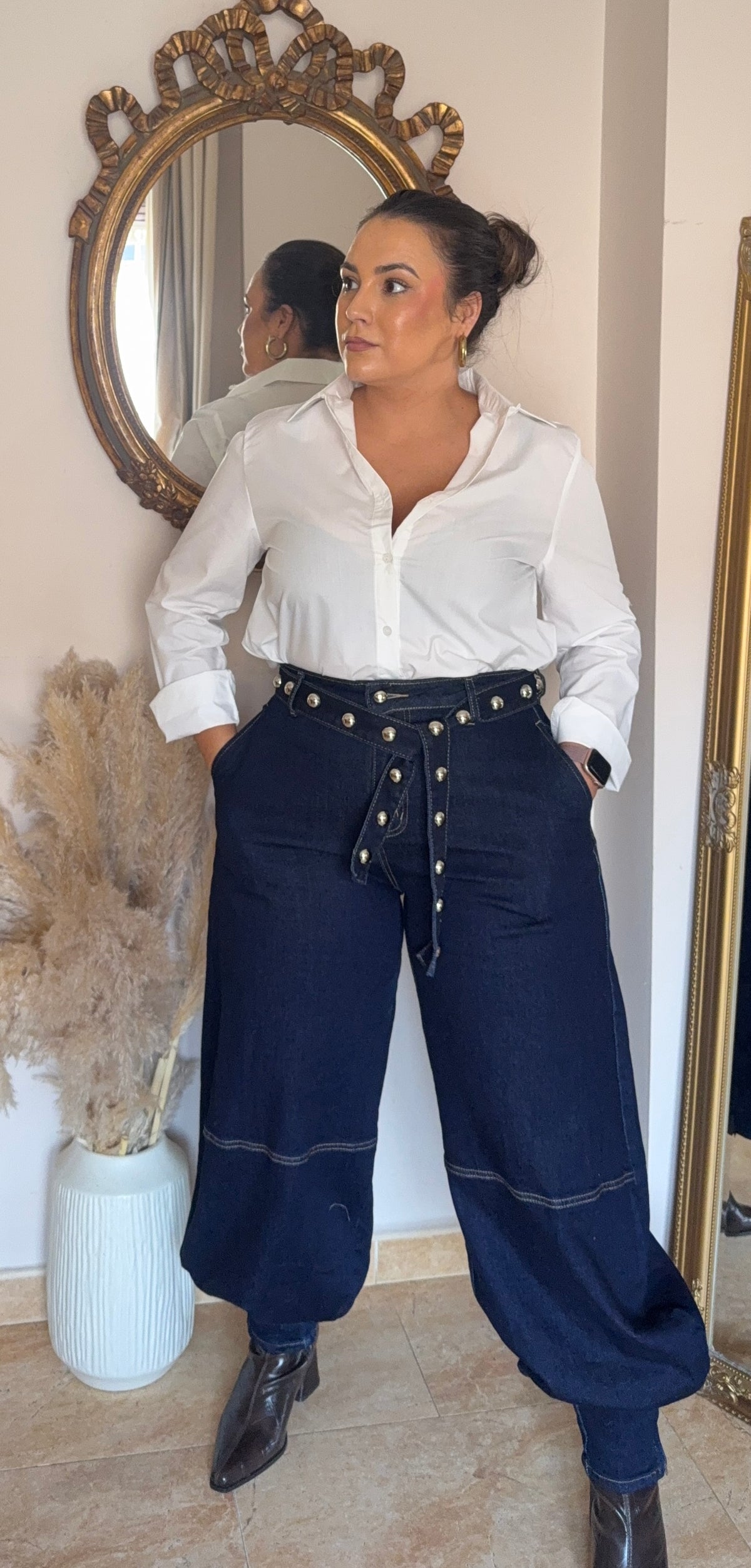 Pantalón Bombacho Denim Tachuelas