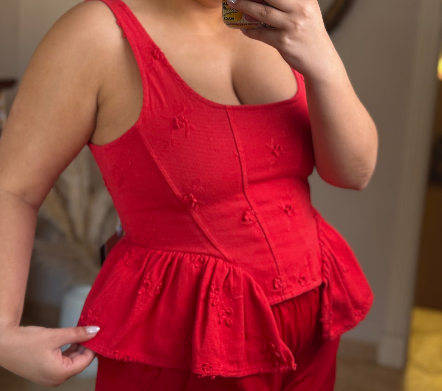 Top Peplum Rojo Bordado LUMINA