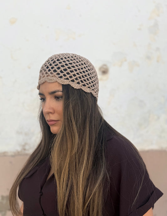 Gorro de Crochet con Micro Lentejuelas Topo