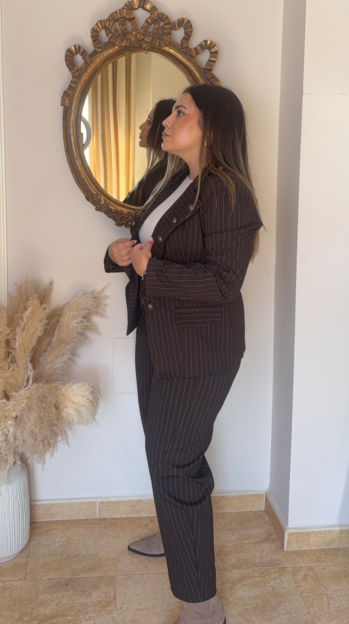 Traje Julieta Marrón