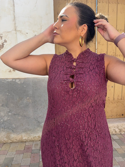 Vestido Midi de Encaje Berenjena con Lentejuelas