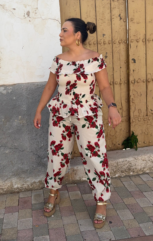 Conjunto Flores Peplum Beige