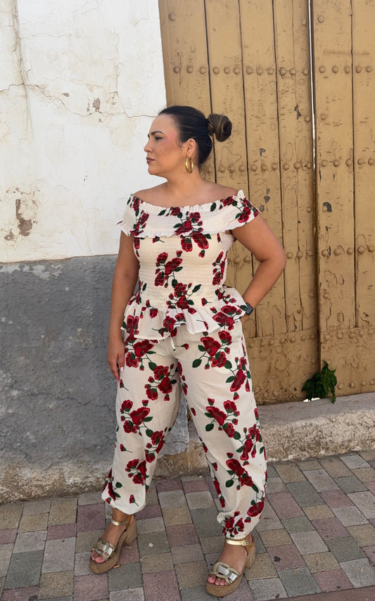 Conjunto Flores Peplum Beige