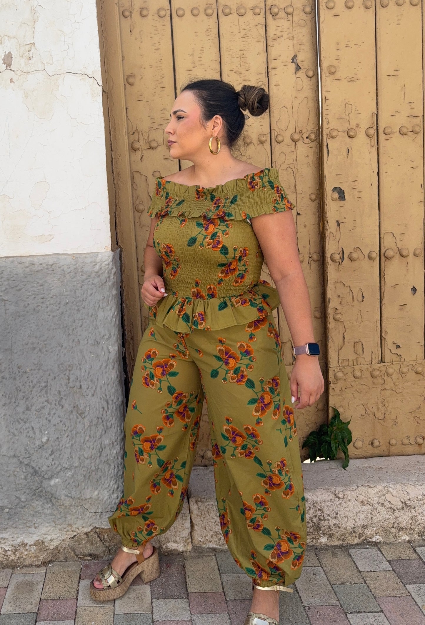 Conjunto Flores Peplum Verde