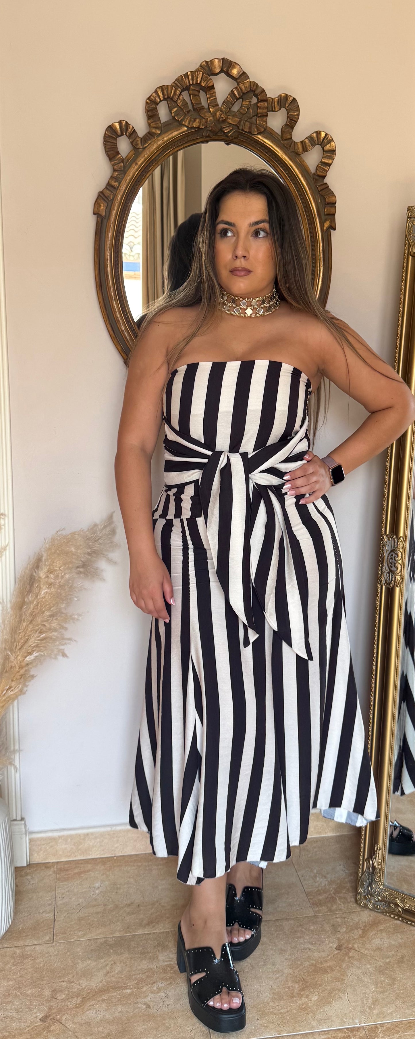 Vestido Midi Palabra de Honor con Lazada Blanco y Negro