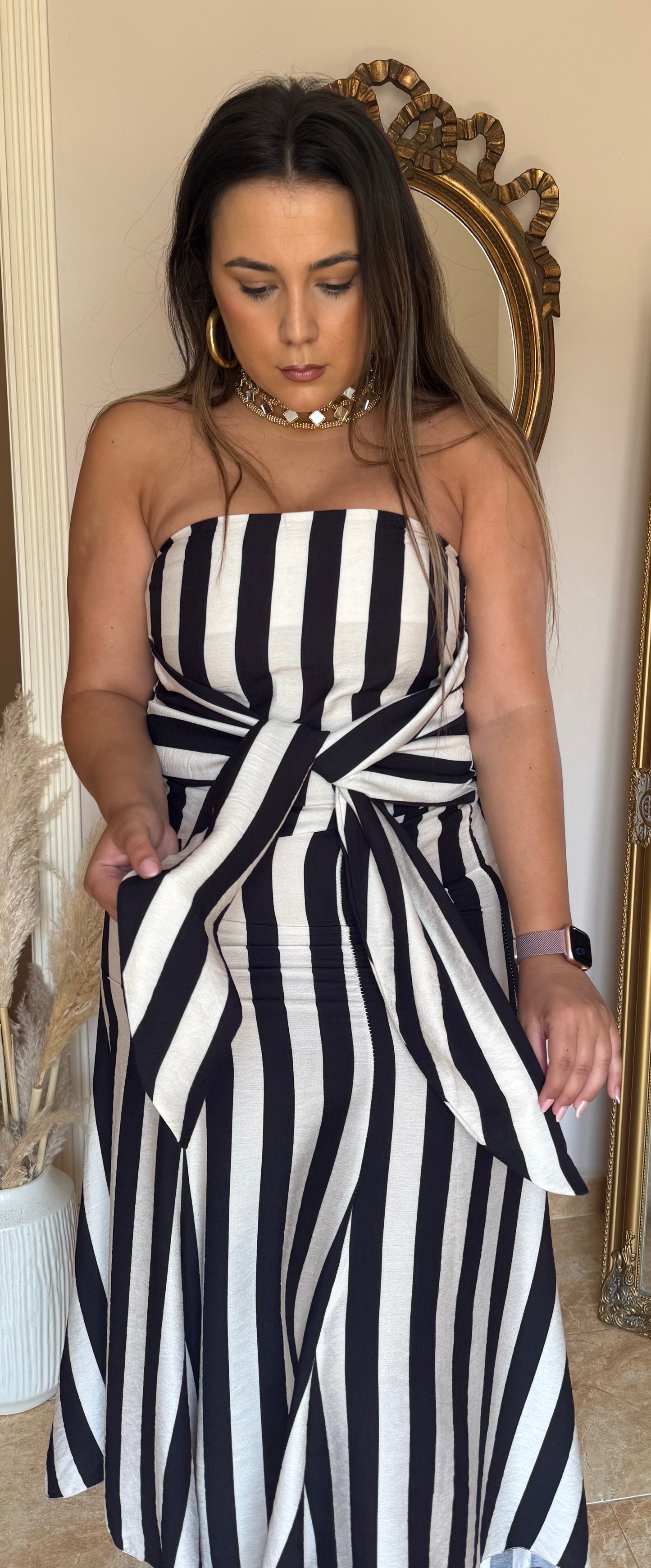 Vestido Midi Palabra de Honor con Lazada Blanco y Negro