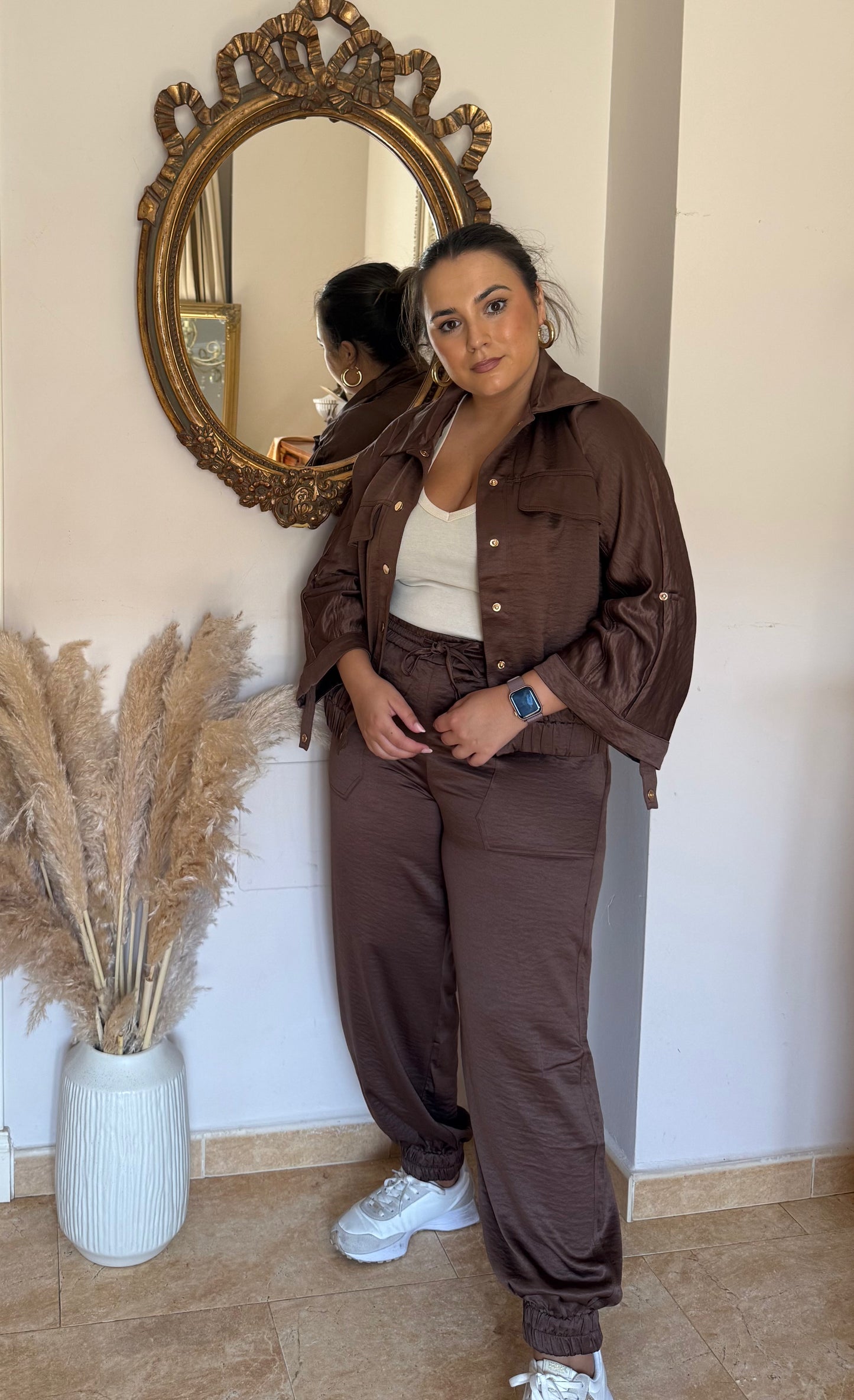 Conjunto Jogger Satinado Chocolate