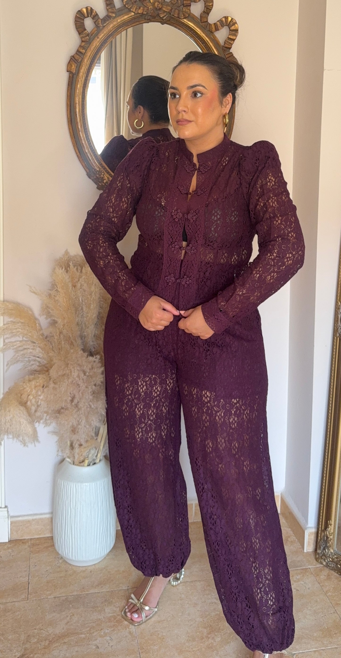 Conjunto Encaje Oriental Berenjena