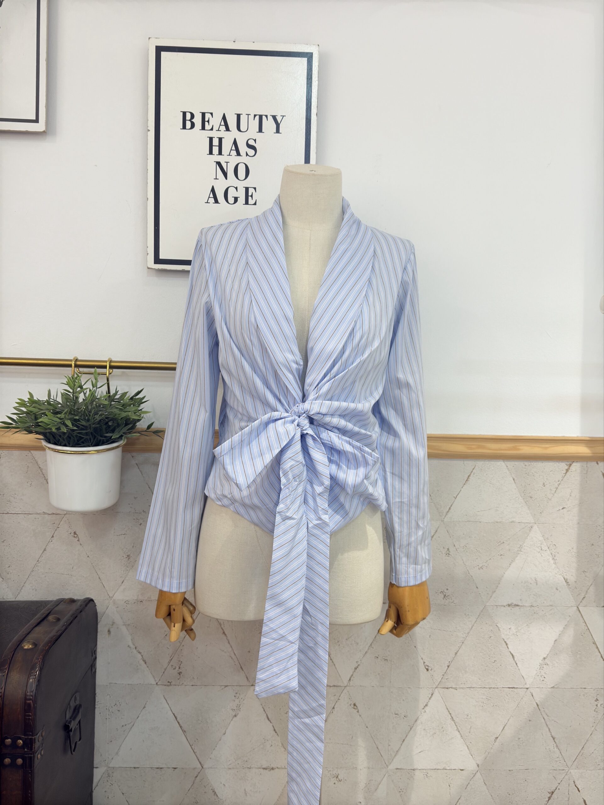 Camisa Cruzada Rayas Burdeos